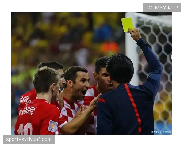 停赛规则解析：累积黄牌和红牌的处罚细节解读