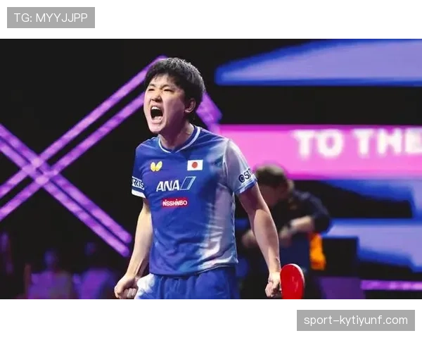 张本智和家的冰箱里塞满了能量饮料，训练完直接对瓶吹