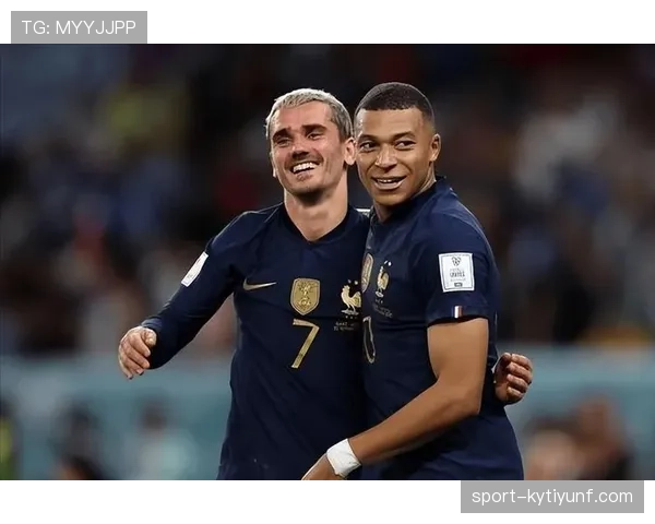 格列兹曼与姆巴佩的体系角色如何影响各自的终结效率？